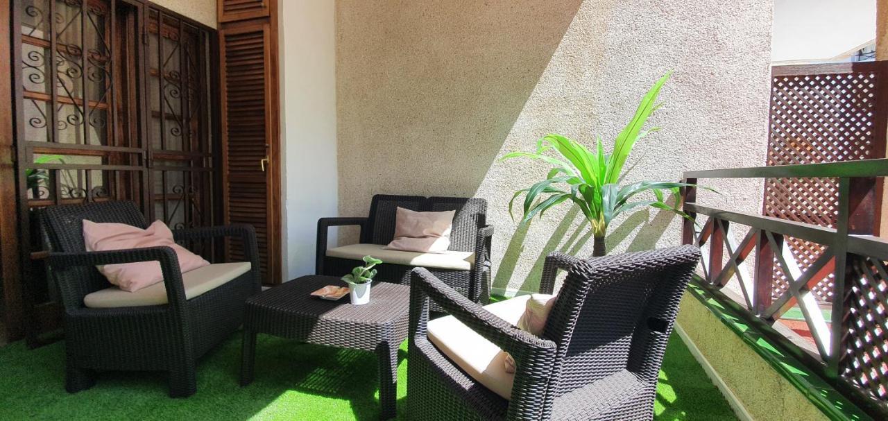 Spectacular Renovated Apartment, 5 Min To Camison Beach, With Aircon Arona  Exterior foto