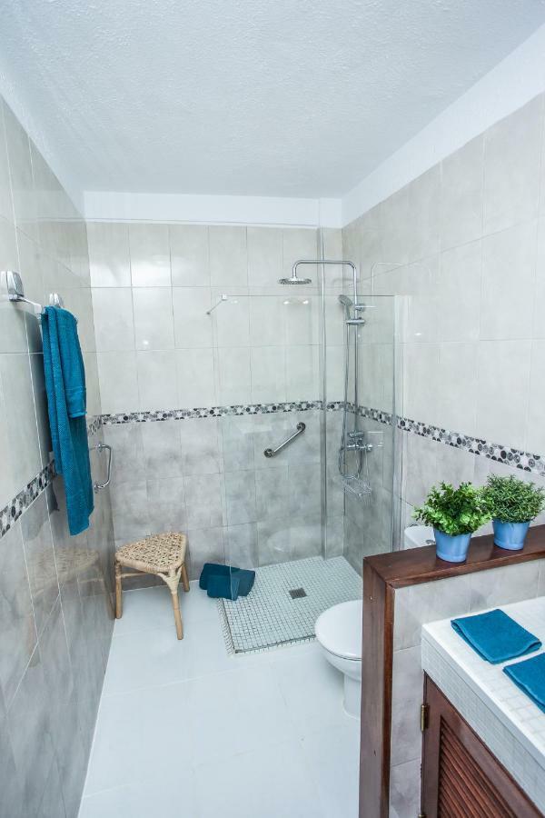 Spectacular Renovated Apartment, 5 Min To Camison Beach, With Aircon Arona  Exterior foto